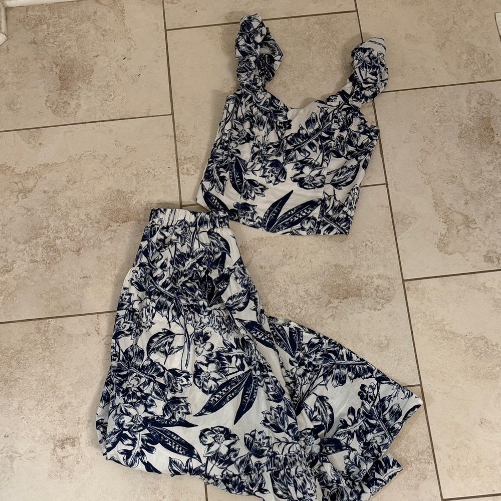 Abercrombie & Fitch Blue Floral Maxi Skirt